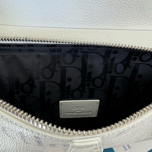 Dior x Daniel Arsham Newsprint Saddle Belt Bag - Picture 10 of 14